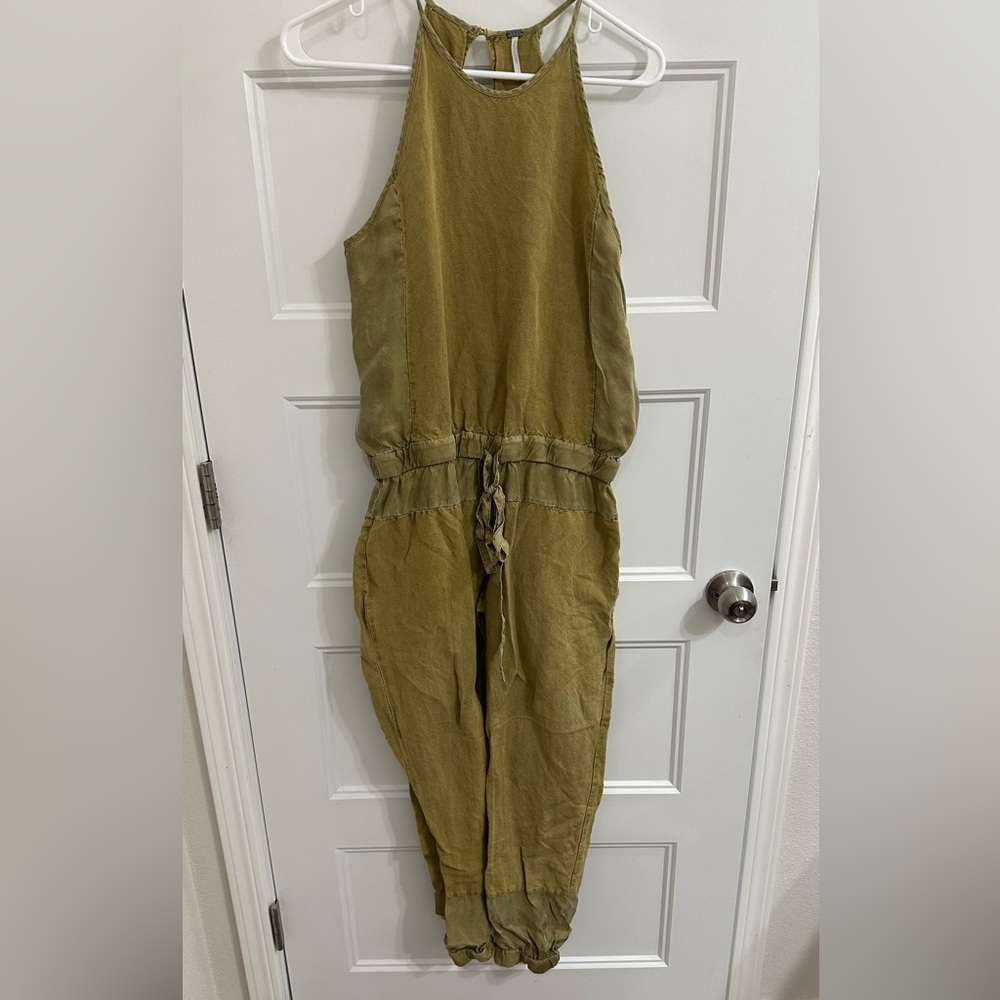 Olive Green Sleeveless Jumpsuit